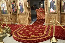 Декоративный полушерстяное ковровое покрытие с укладкой в храм