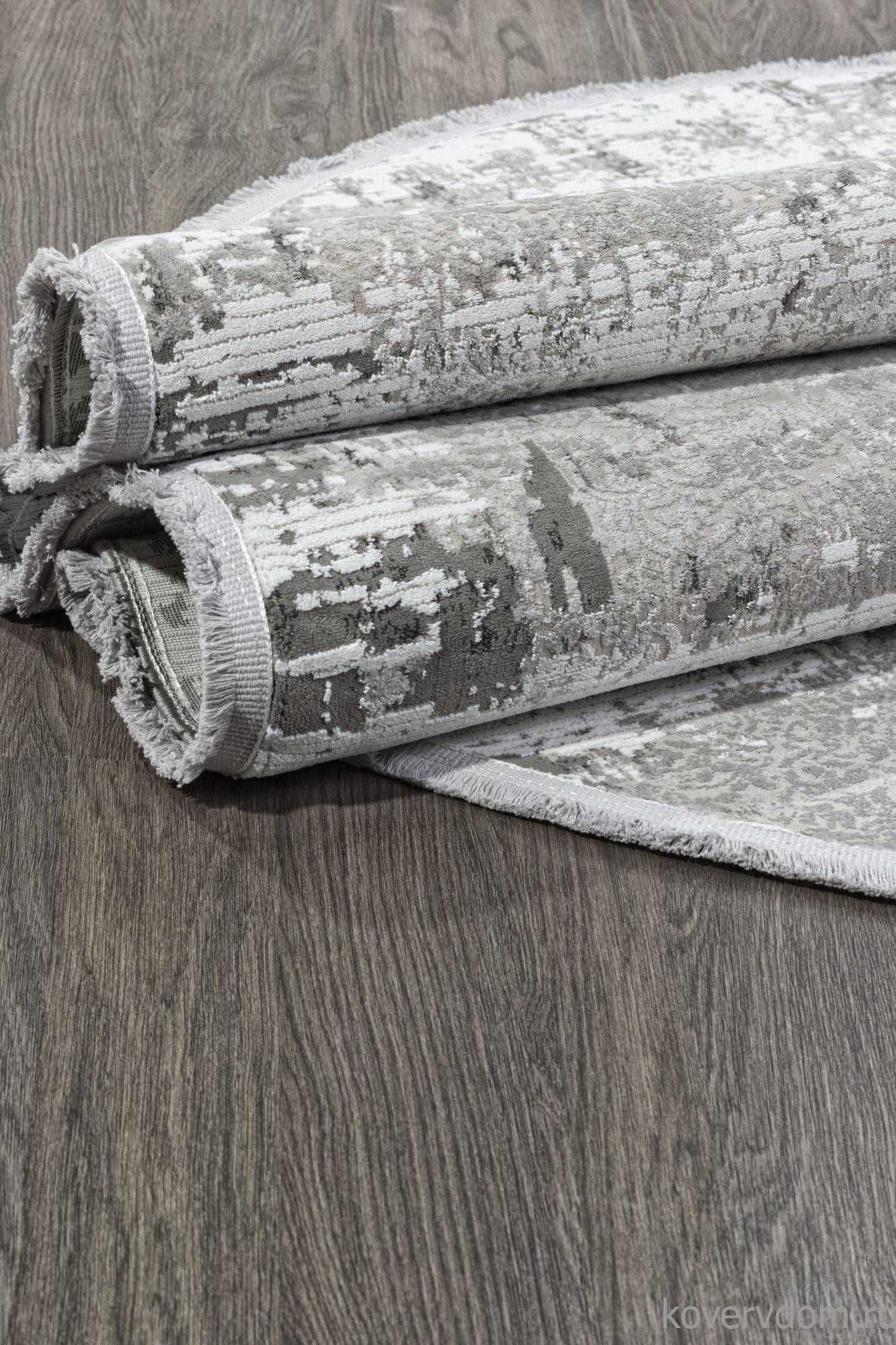 Ковер LORENZO D649BC BEIGE / CREAM Овал