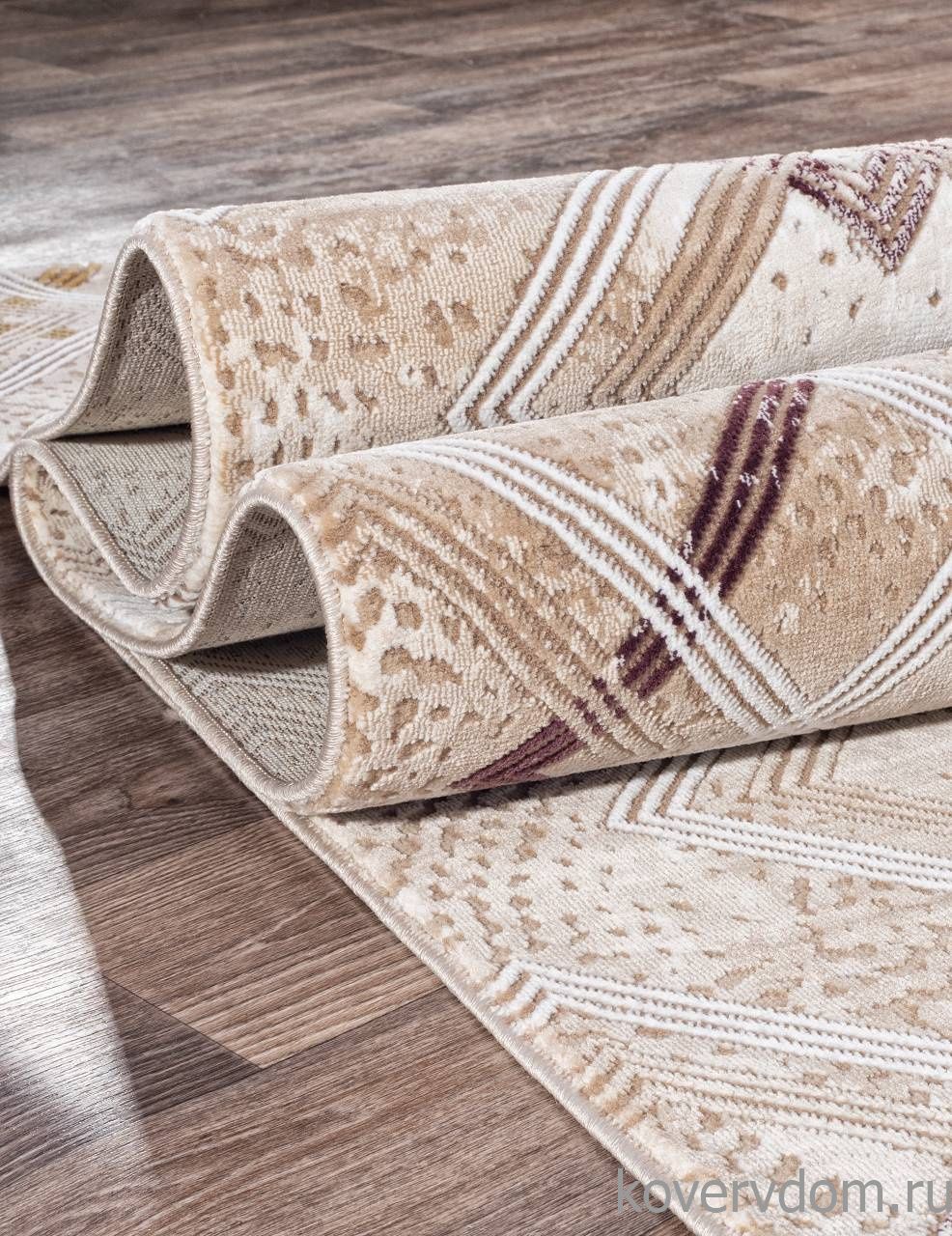 Ковер QUANTUM 03009B BROWN / BROWN Ковер QUANTUM 03009B BROWN / BROWN