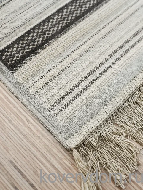 Ковер из вискозы и хлопка Royal Palace 14634 5323 Ковер из вискозы и хлопка Royal Palace 14634 5323