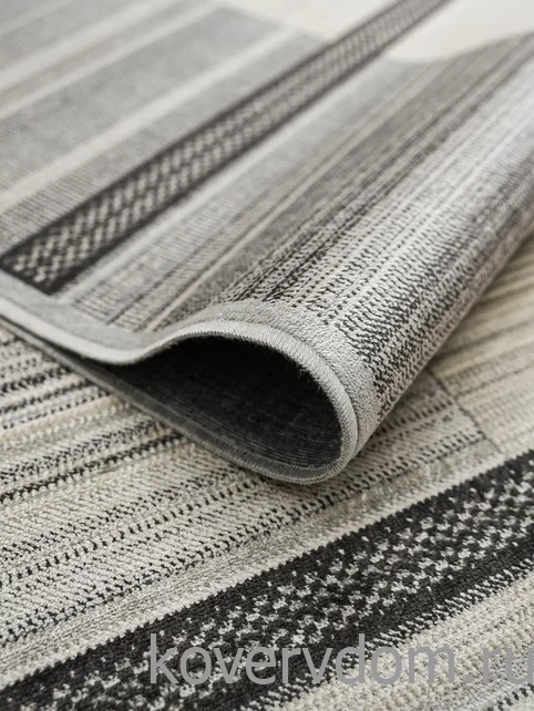 Ковер из вискозы и хлопка Royal Palace 14634 5323 Ковер из вискозы и хлопка Royal Palace 14634 5323